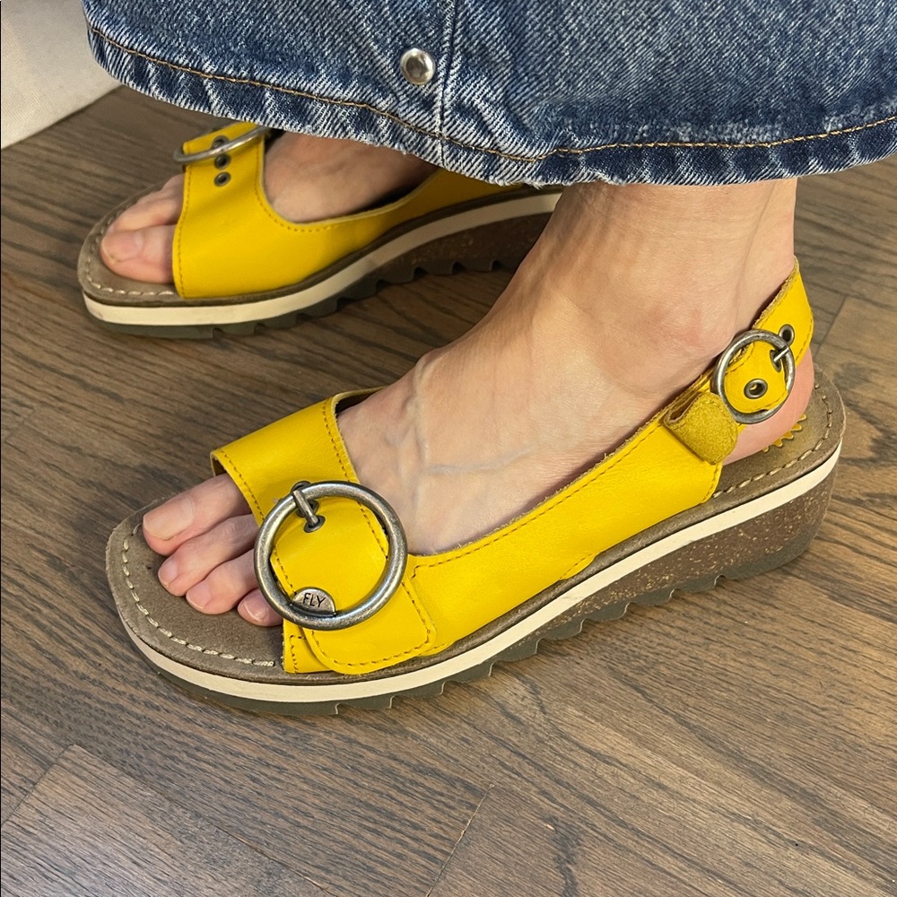 Fly London sandals size 42 leather made in Portugal